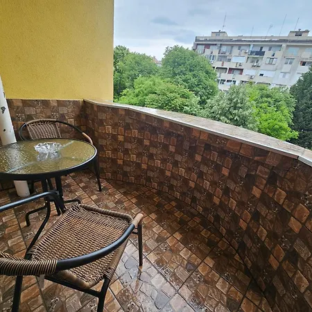 Apartman Flora Deluxe Burgasz