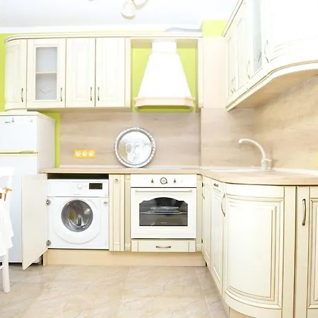 Flora Deluxe Apartman *