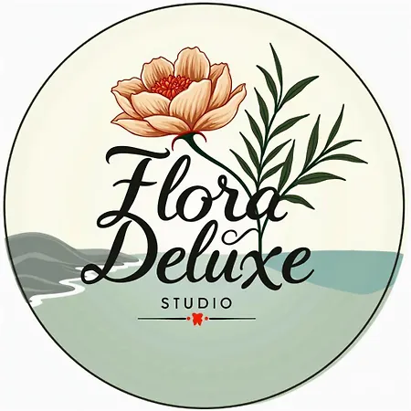 Flora Deluxe Апартамент