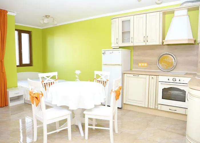 Flora Deluxe Daire *